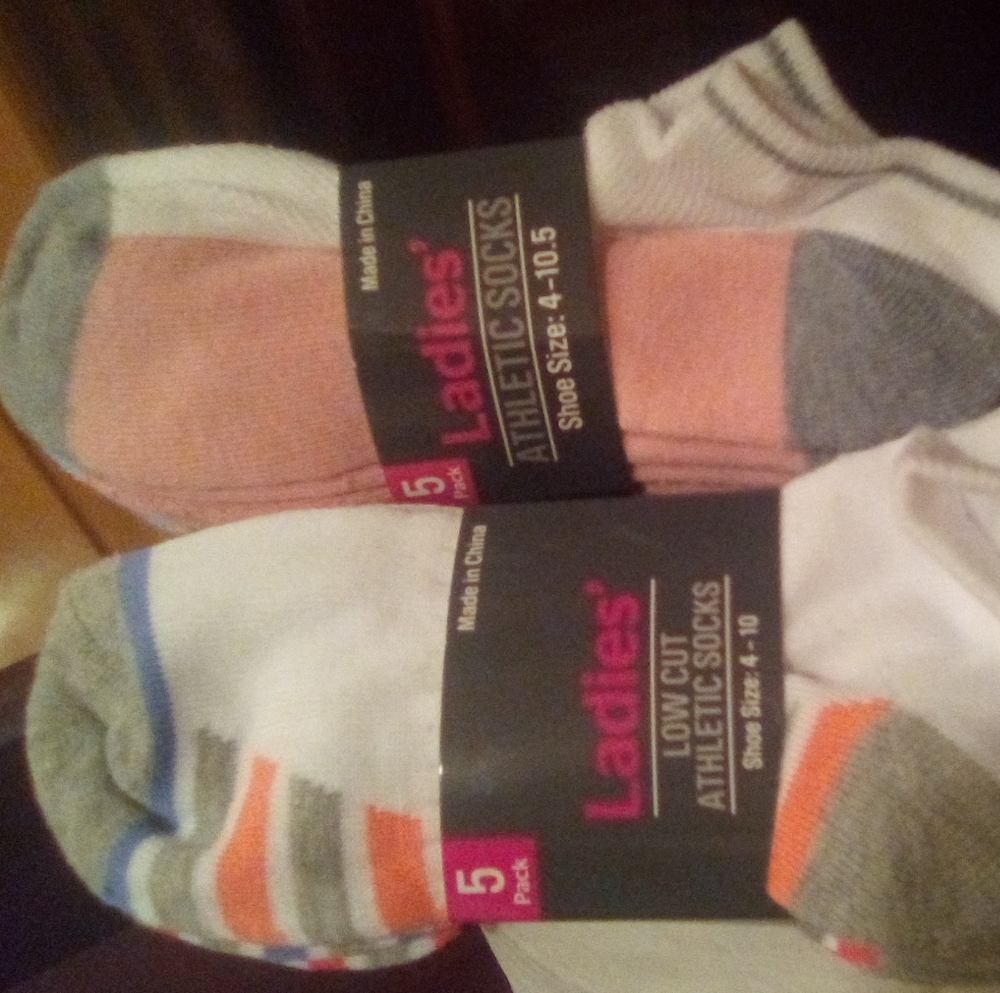 Women's athlete socks
